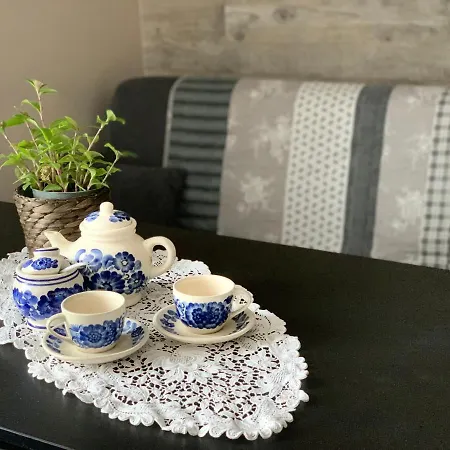 Проживание в семье L&b House *